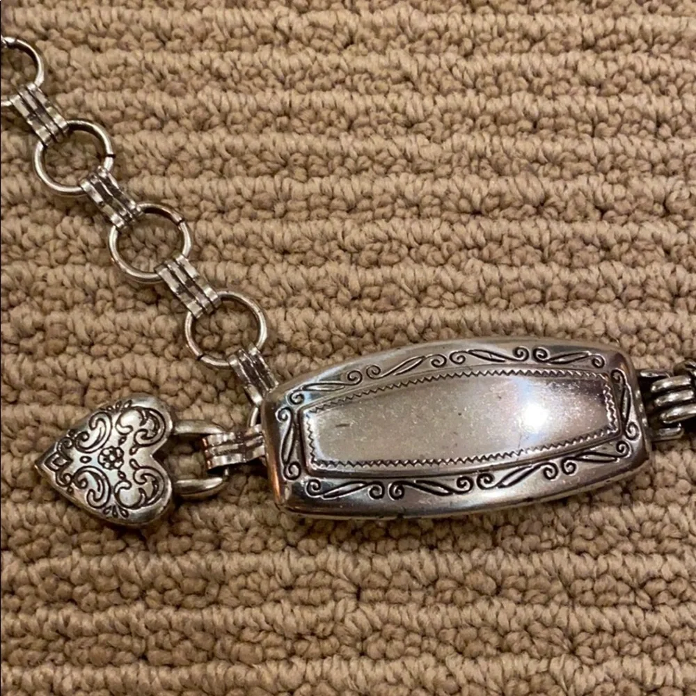 CHAIN BELT WITH BUCKLE AND HEART